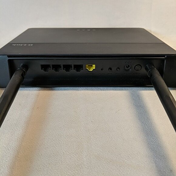 D-Link DIR-878 Router Black LAN WiFi Dual Band - Picture 4 of 6